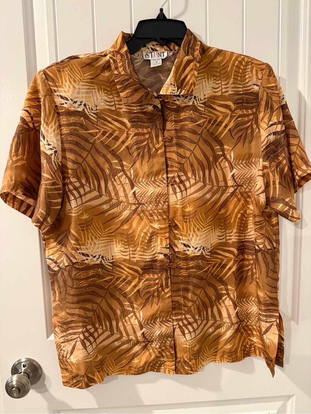 Vintage 90s Stunt Tropical Leaf 100% Silk Camp Shirt Gold Brown Women's /Large